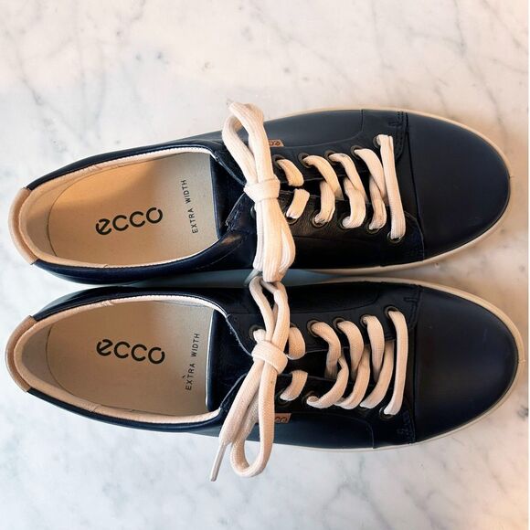 ECCO Soft 7 Women's 39/8-8.5 Navy Blue Leather Lace-Up Sneakers Extra Width - Picture 7 of 8